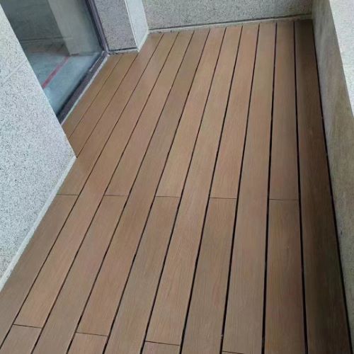广东省室内阳台木塑平台地板制作案例